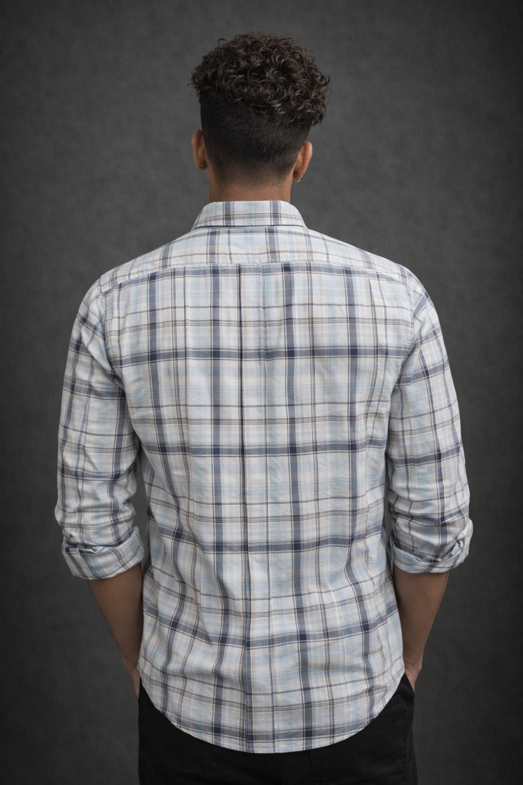 Men’s Light Blue & White Checkered Casual Shirt – Long Sleeve Button-Down Cotton Blend