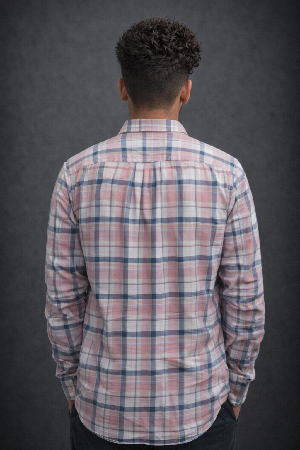 Men’s Red & Navy Checkered Casual Shirt – Long Sleeve Button-Down Cotton Blend